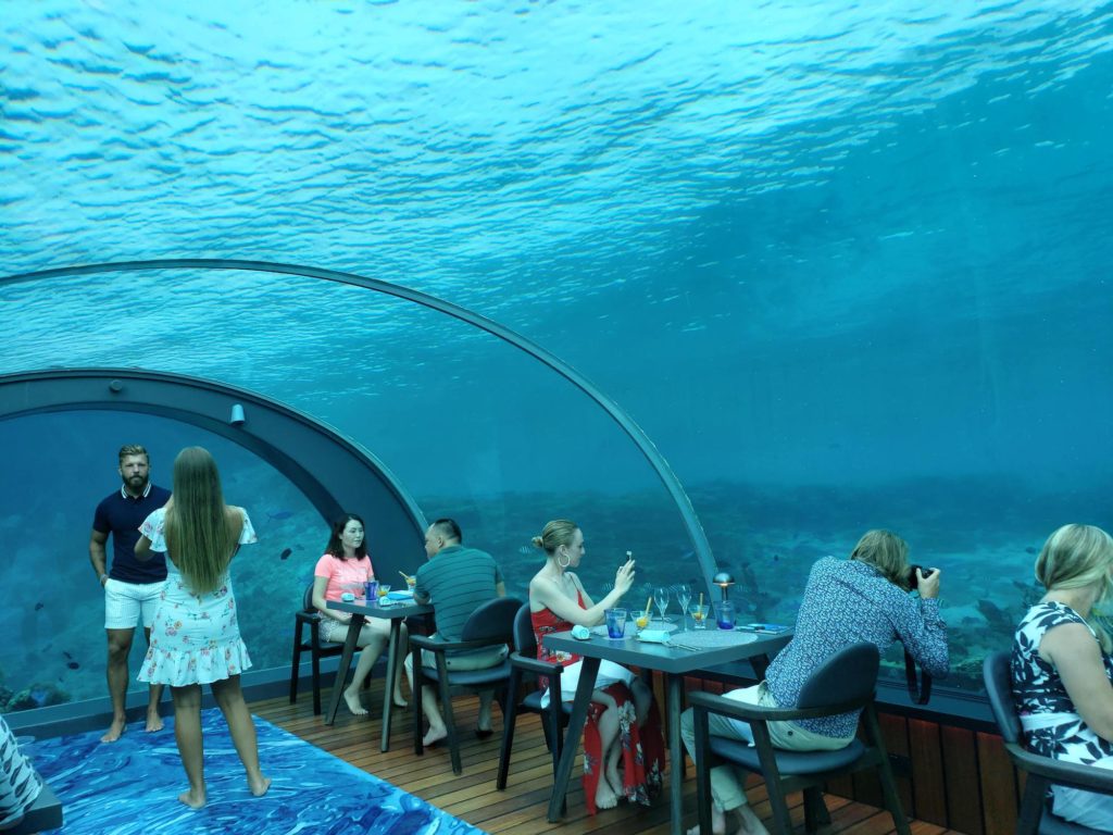 5.8 undersea restaurant