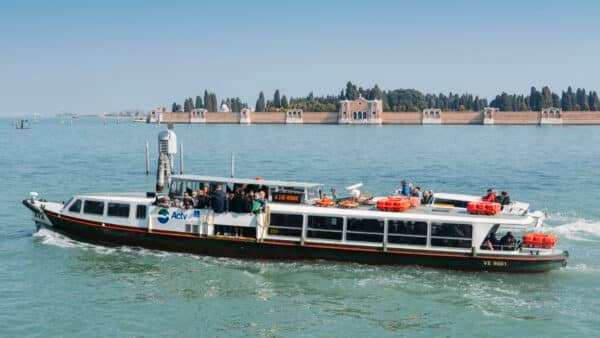 Water Bus (Vaporetto)