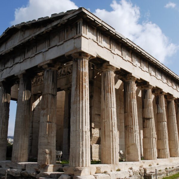 8 Countries Where Locals Speak Better English Than You'd Expect