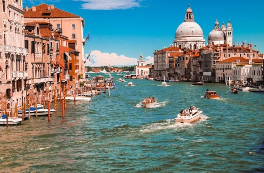 4 Countries Managing Low National Debt And 3 Facing Economic Challenges