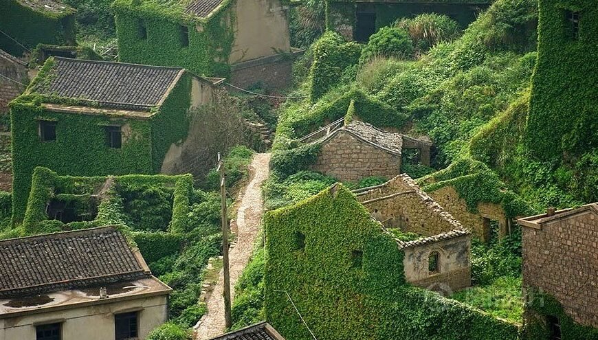 6 Once-Beautiful Cities That Turned Into Haunting Ghost Towns