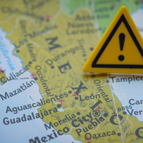 How Many Tourists Ignore Terror Warnings? A Look at Bookings vs. Risk