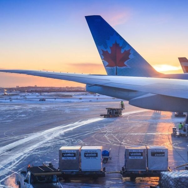 The Only Legacy Airline In North America To Serve Free Alcohol In Economy On All Flights